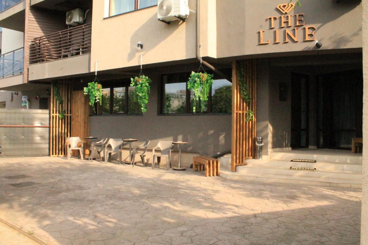 Hotel Theline Bukarest Exterior foto