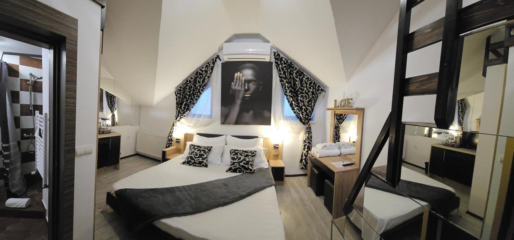 Hotel Theline Bukarest Exterior foto