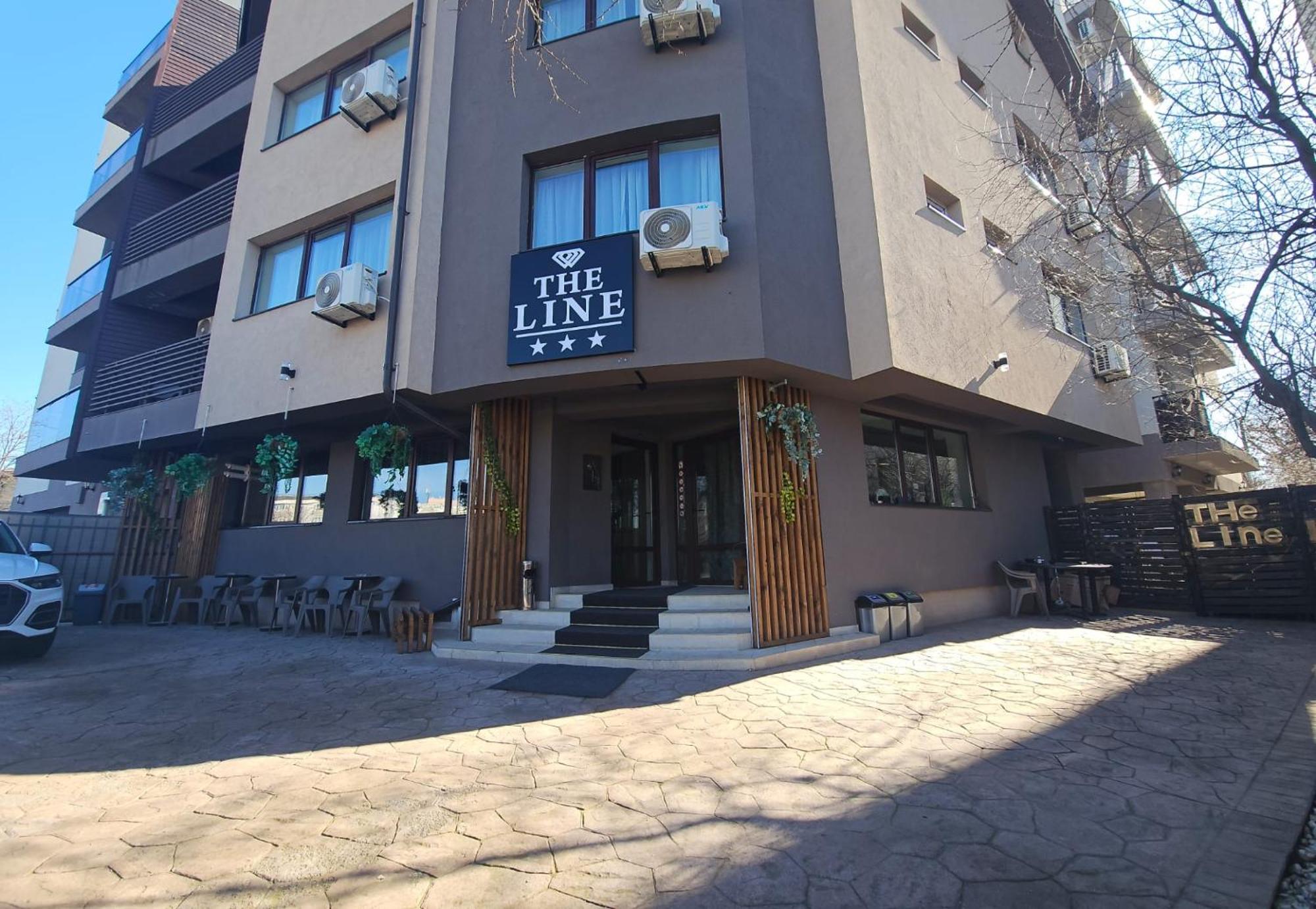 Hotel Theline Bukarest Exterior foto